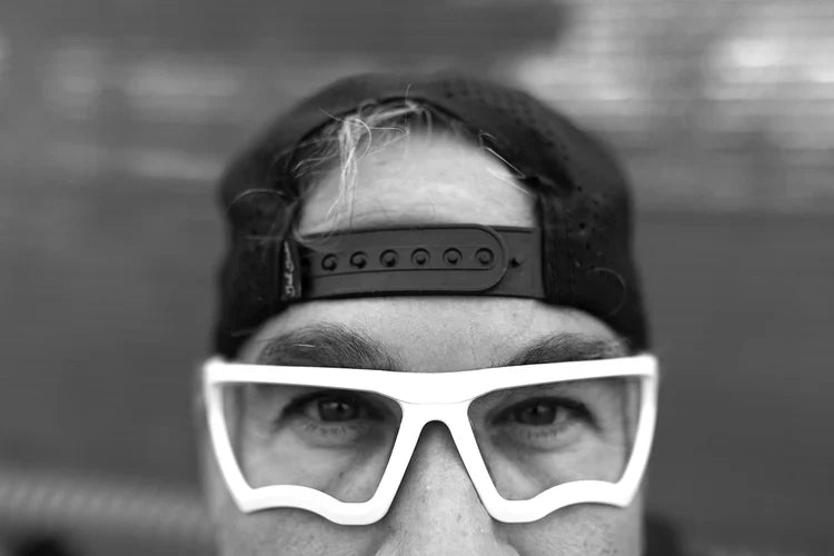 EYEWEAR